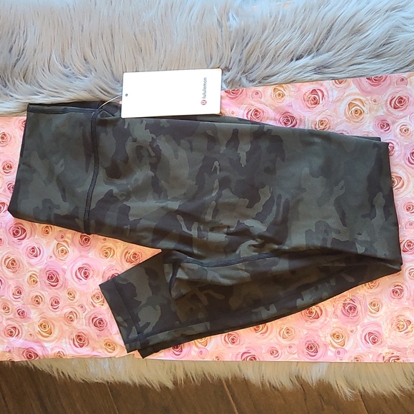 lululemon athletica Pants - Lululemon Wunder Under hi-rise tight 28" camo gator green